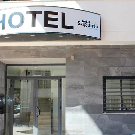 Hotel Sagunto فندق