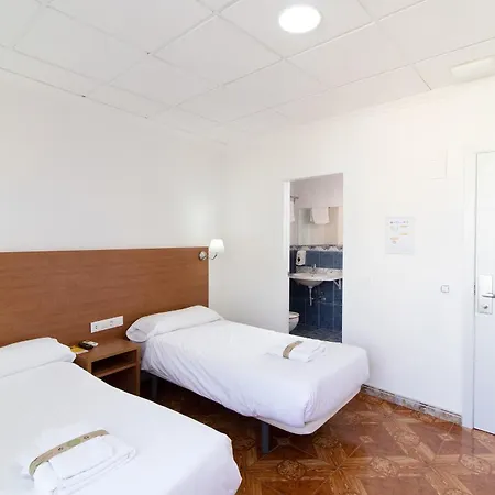Hotel Sagunto ساغونتو
