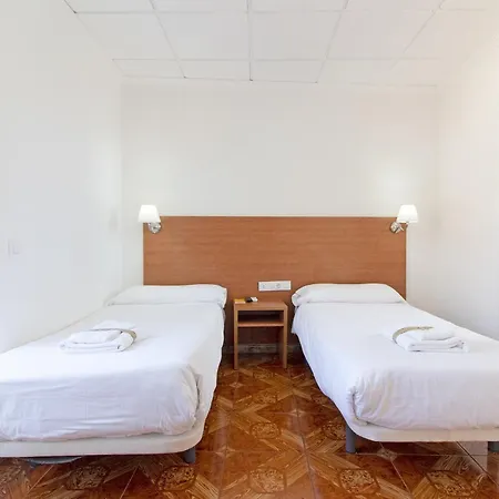 ホテル Hotel Sagunto サグント