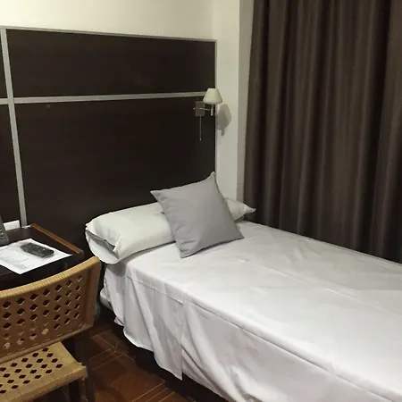 Hotel Sagunto ホテル 2*