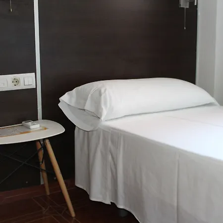 ホテル Hotel Sagunto サグント